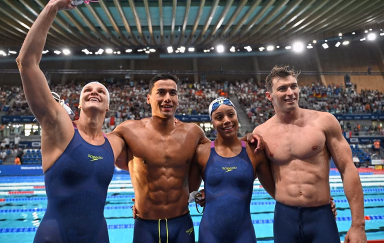La France triomphe en or sur le relais 4x100m – Sport.fr