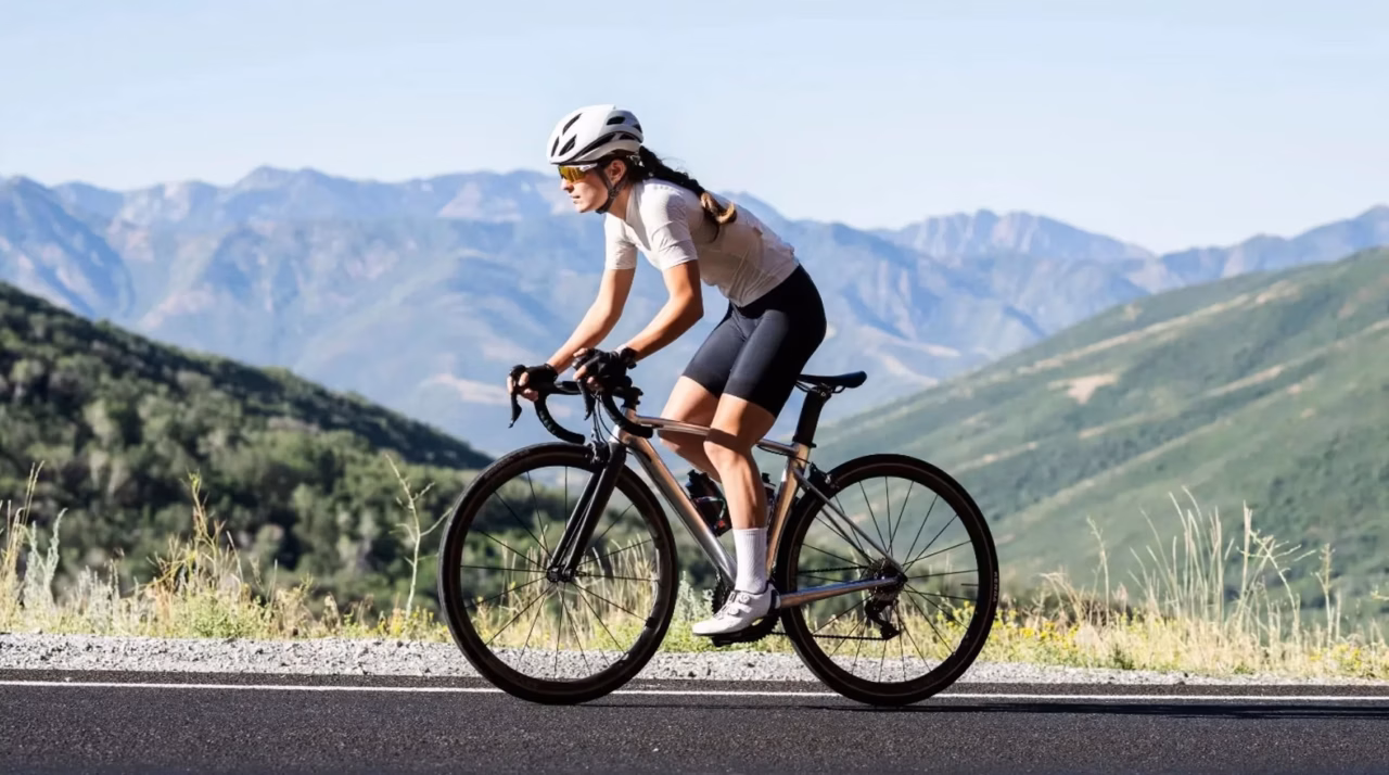 Tour de France Femmes : 80 % des cyclistes confrontées au « syndrome de la vulve de la cycliste », un enjeu de santé féminine